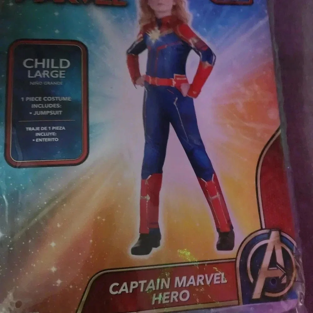 Captain Marvel costume‎ new in packaging